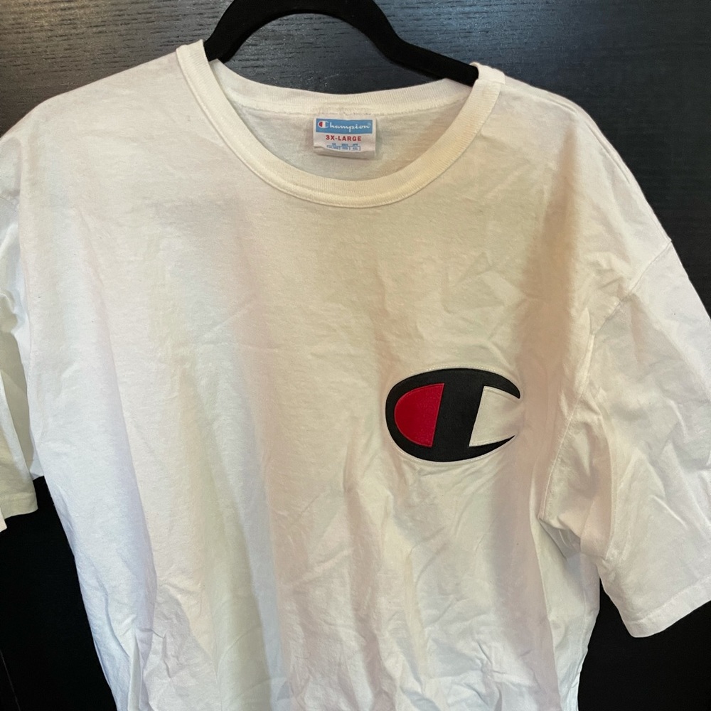 Men’s preowned Champion Shirt - Picture 2 of 4